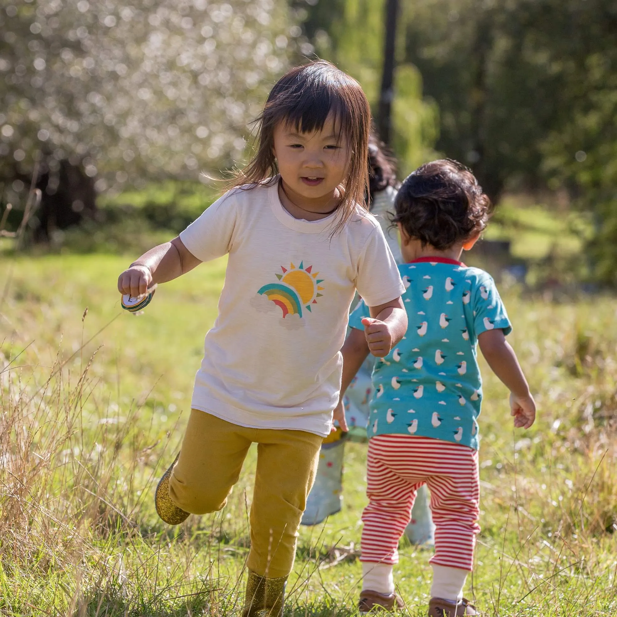 Sun And The Rainbow Short Sleeve T-shirt